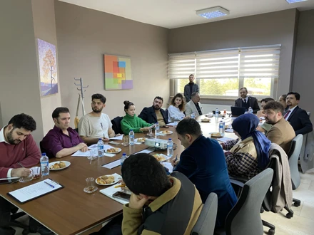 Endüstriyel Tasarım Bölümü Dış Paydaş Toplantısı geniş bir katılımla gerçekleştirildi.